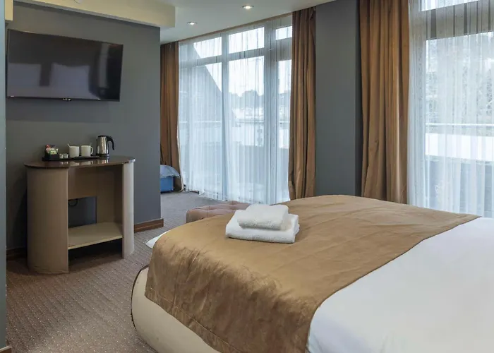 Putney Hotel; BW Signature Collection